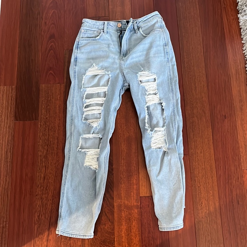 Hollister ultra high rise mom jean
